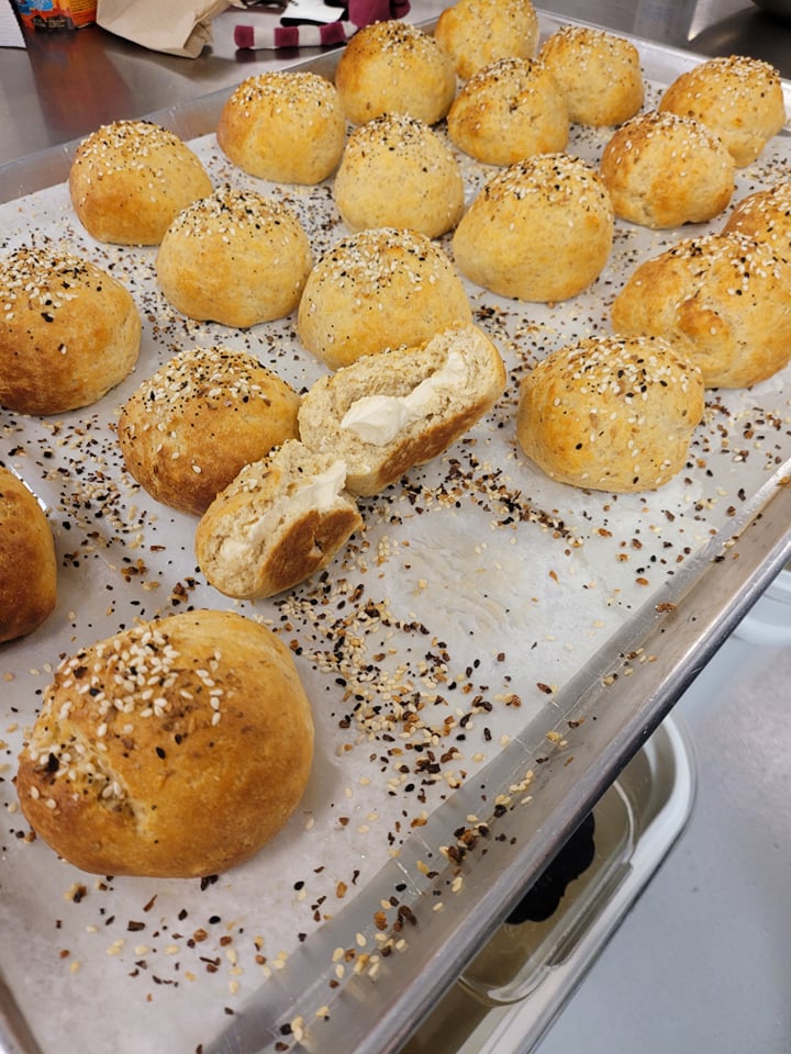 Keto Gluten-Free Stuffed Cream Cheese Everything Bagels (2)